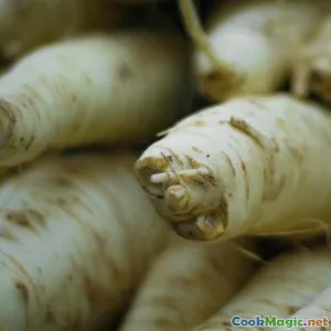 Growing and Cooking with Dasheen in Island Cuisine