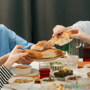 Sup Hangat yang Menghangatkan Hati untuk Hari-Hari Dingin