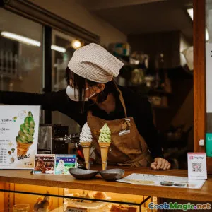 Refusing Food Graciously in Japanese Homes