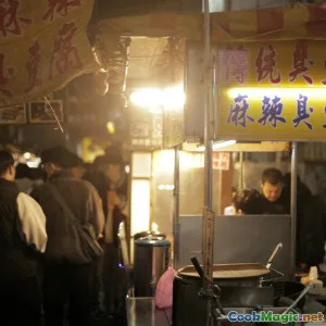 Regional Street Food Fairs Driving Culinary Tourism Trends