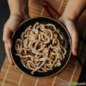 The Difference Between Ramen and Udon Explained