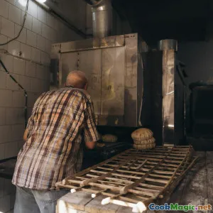 The Role of Bread in Egyptian Meals and Feeding Traditions